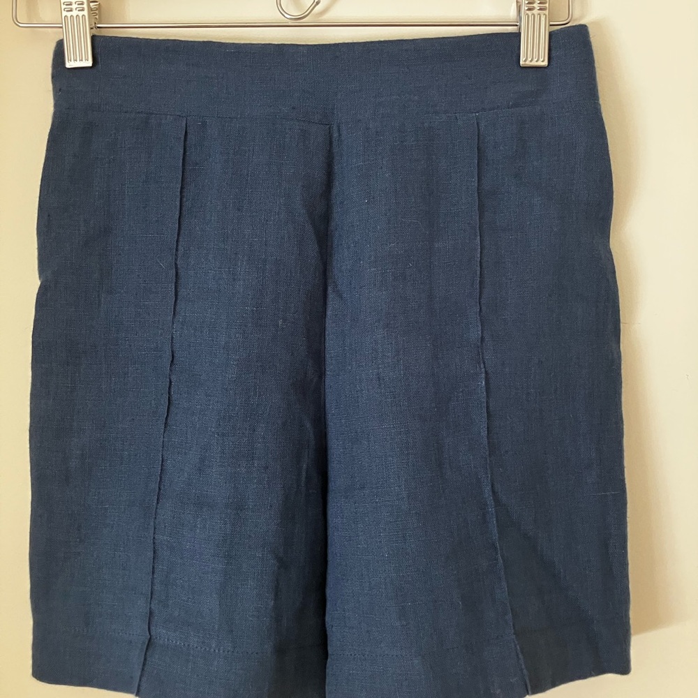 Navy Linen Women's Shorts